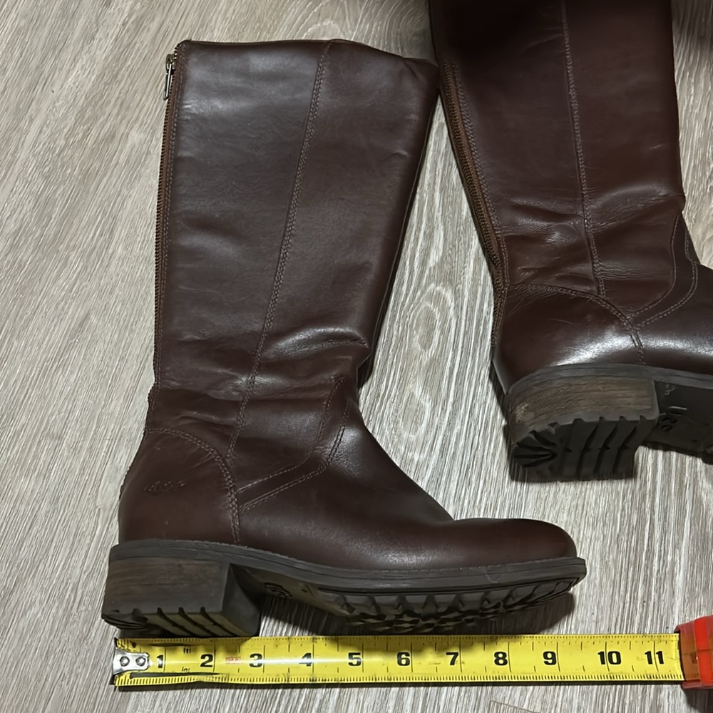 Ugg Riding Boots - Picture 11 of 12